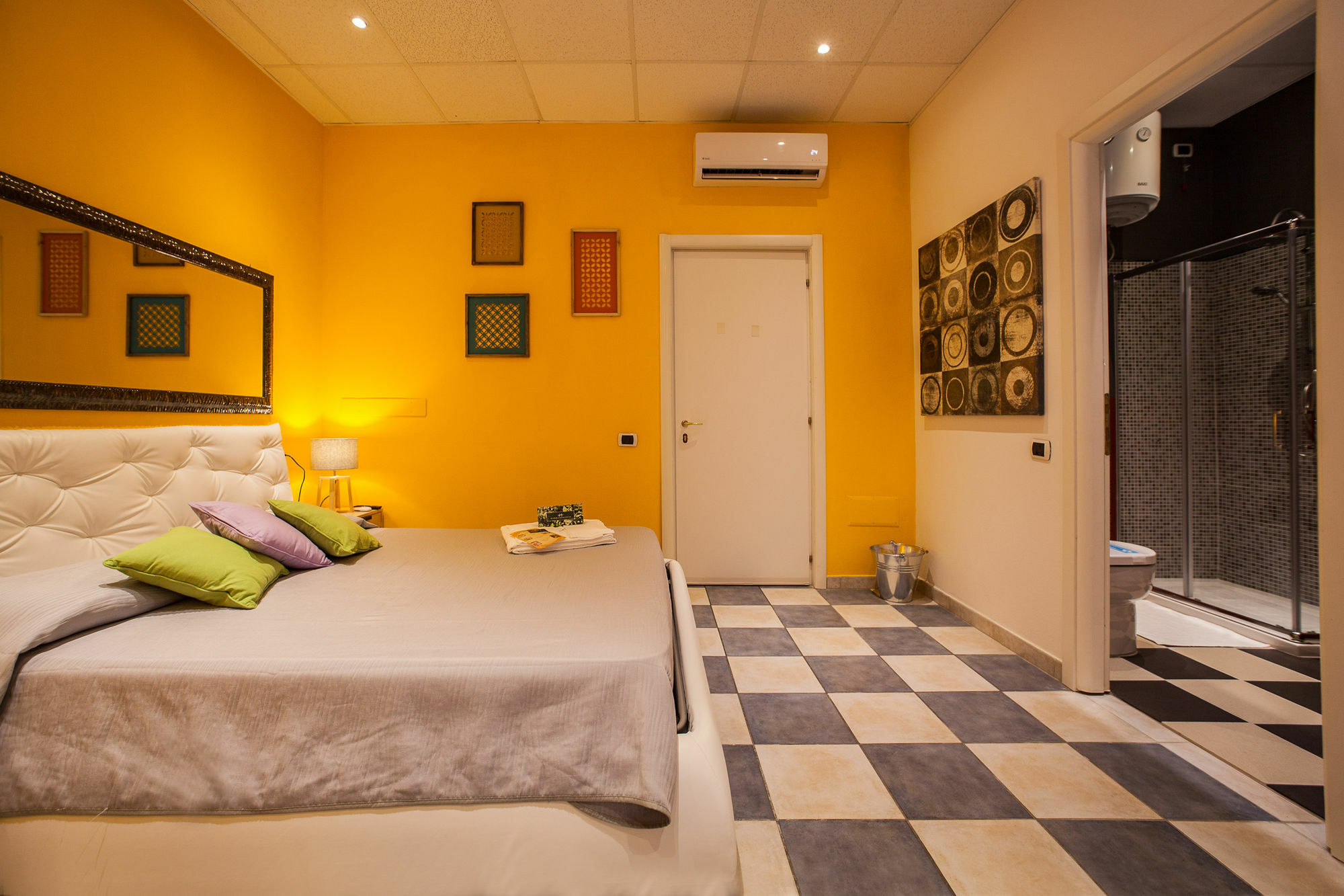 Chambres Du Monde كالياري المظهر الخارجي الصورة